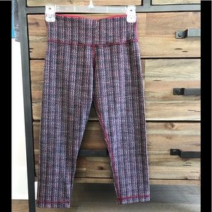 Lululemon Wunder Under crop. Ziggy wee stripe, 4.